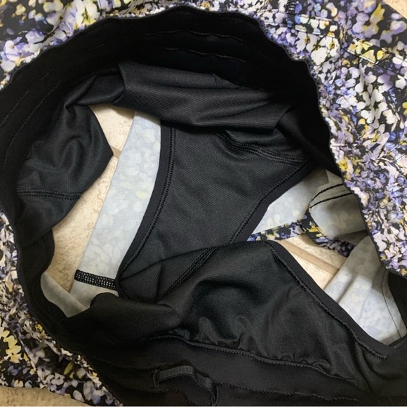 Lululemon Tracker Short V *4" - Picture 5 of 6